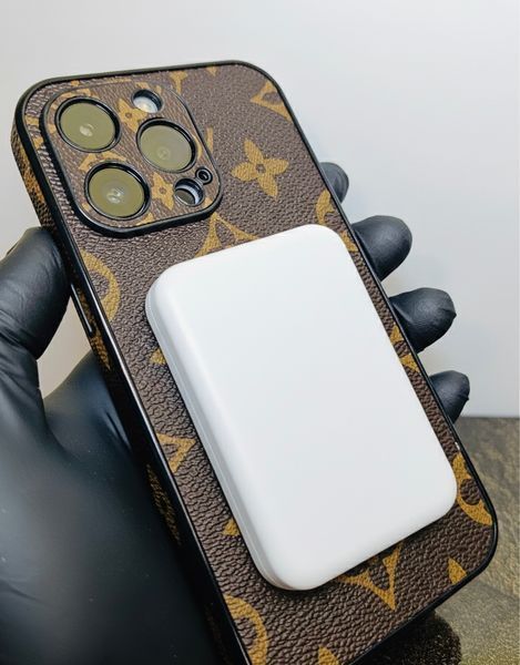 Брендовий чохол для iPhone 14 Pro Max з підтримкою MagSafe + Мікрофібра 9645 фото